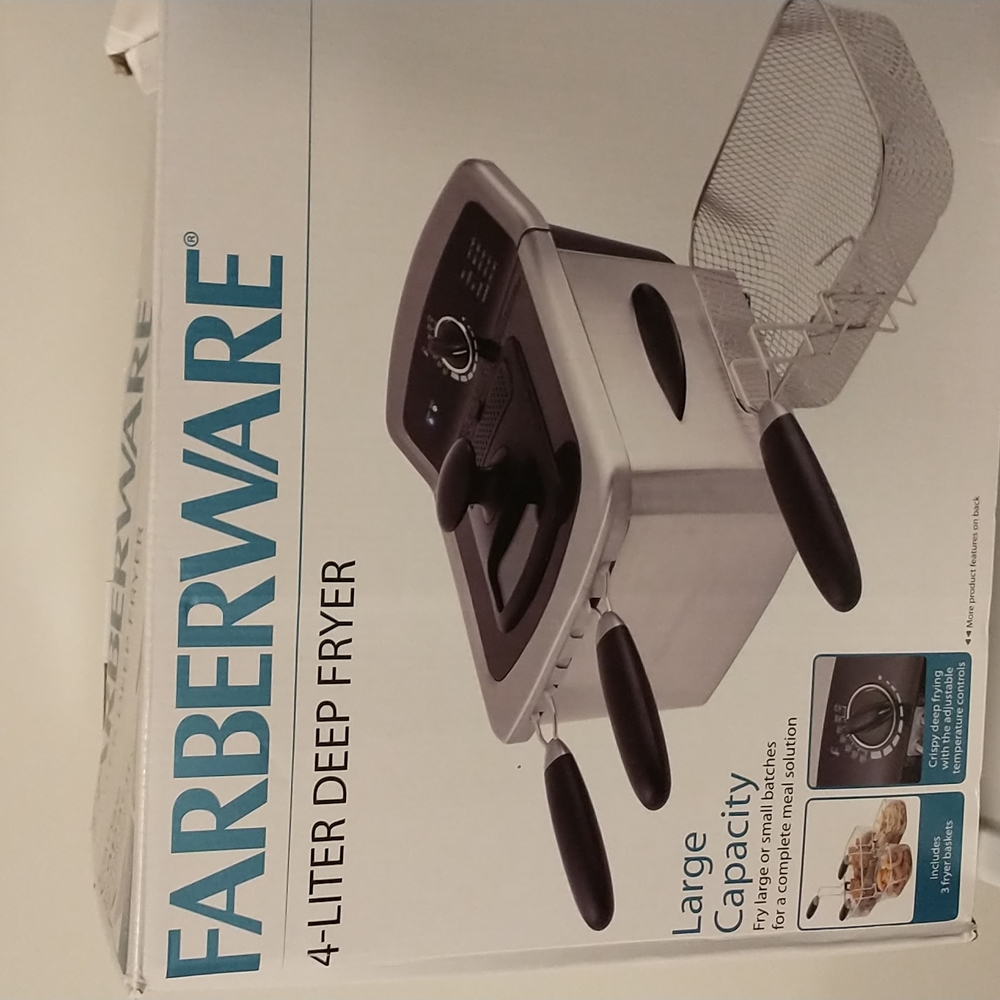 4-LITER DEEP FRYER... BLACK/SILVER